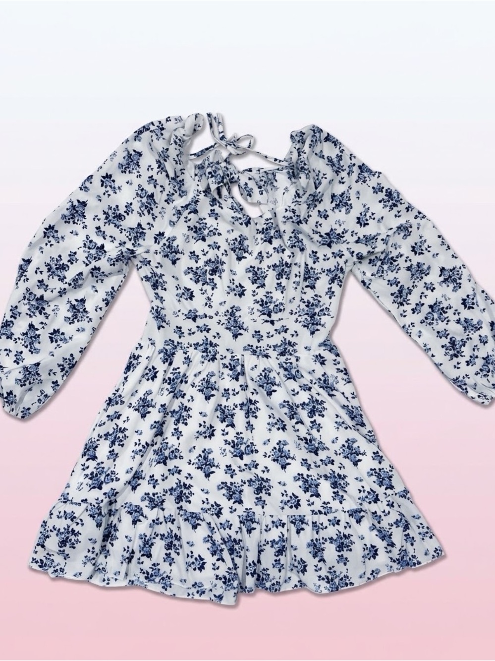 Blue & White Floral Tie-Back Mini Dress 🌸✨ Porcelain look.
